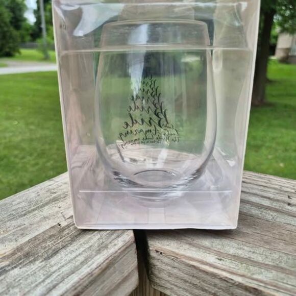 Prima Design 'Bride' Stemless 18oz Wine Glass - New - Picture 2 of 3